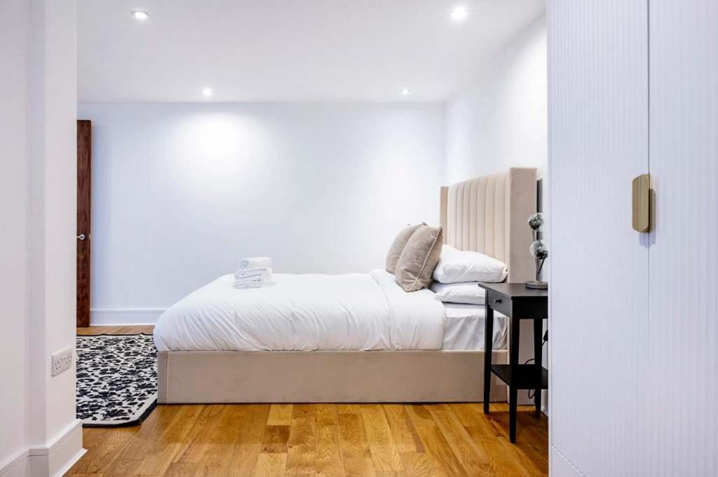 The Urban Minimalist- Notting Hill 2 Bed Apartamento